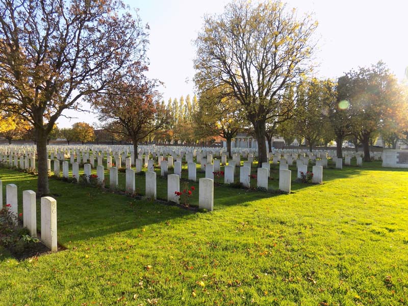 Cite Bonjeans Military Cemetery, Armentieres