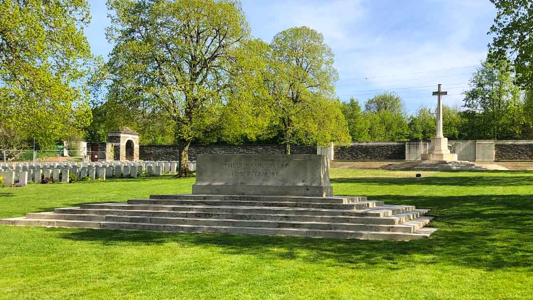 Burial service for Corporal Percy Howarth, Private Harry Atherton and Sergeant Richard Musgrave MM