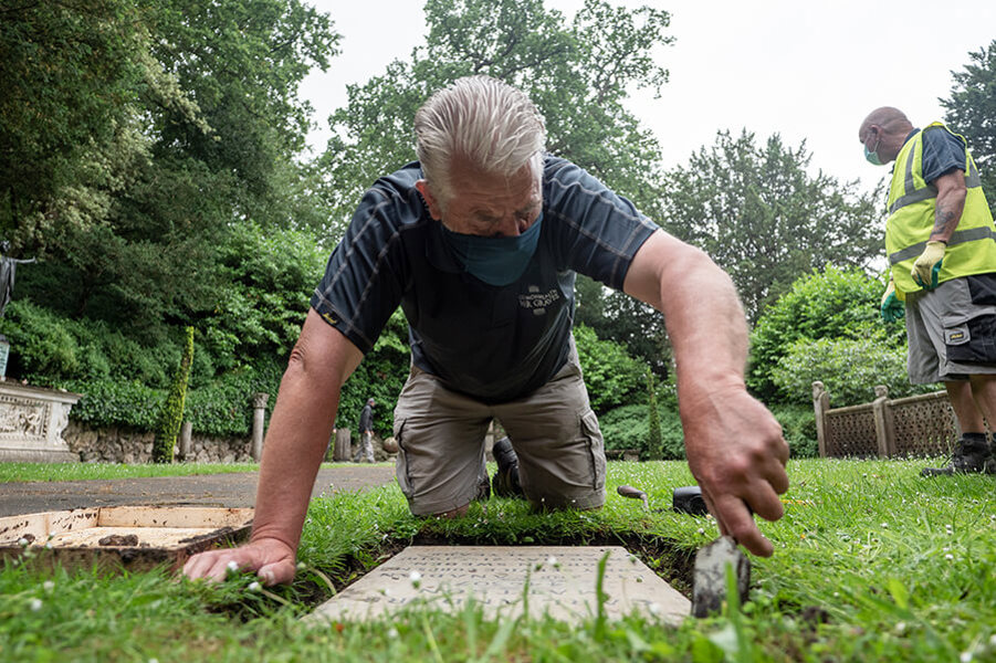 Restoring headstones at Cliveden