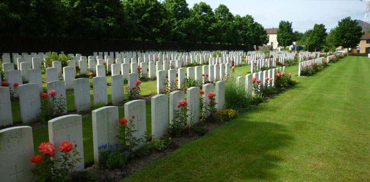 Loos British Cemetery Extension
