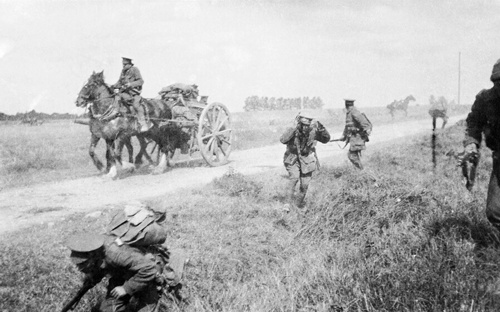 Men of the 1st Middlesex come under shrapnel fire from German artillery during the Battle of the Marne, 8 September 1914