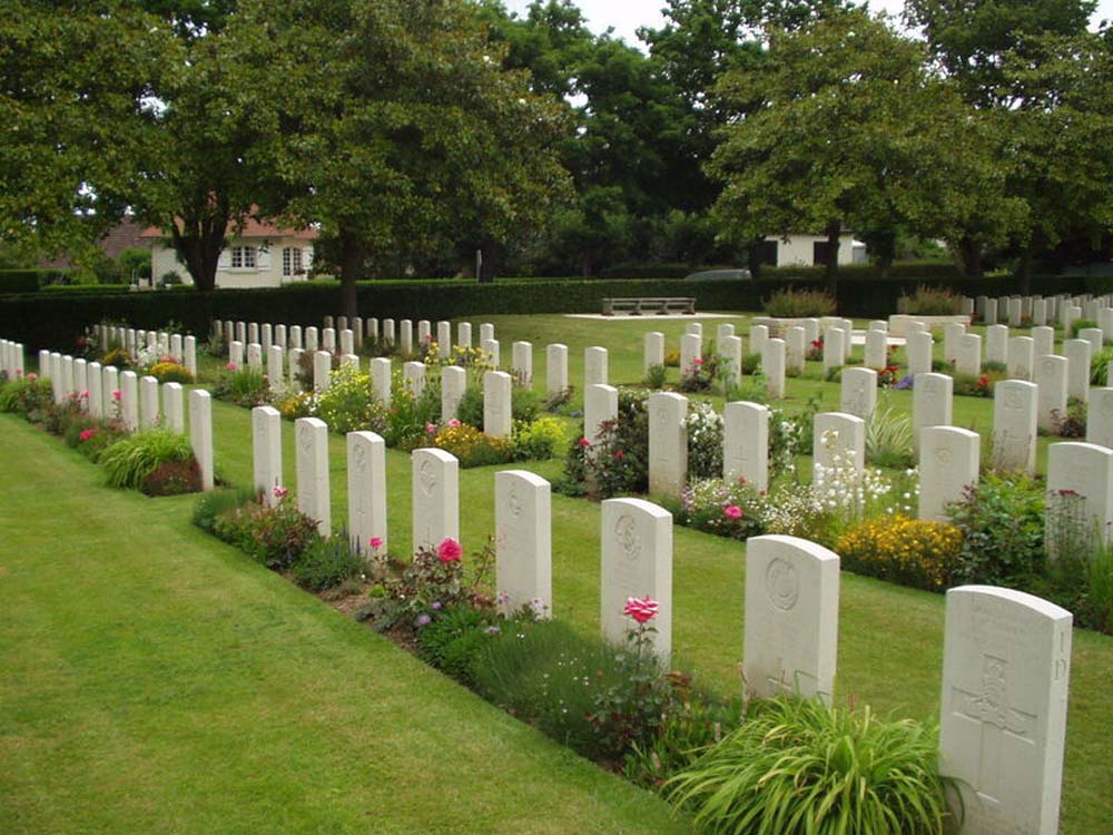 La Deliverande War Cemetery
