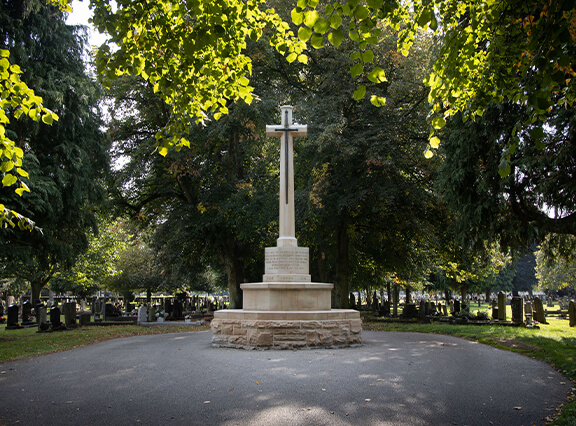 Top Six CWGC Sites to Learn about in the East of England