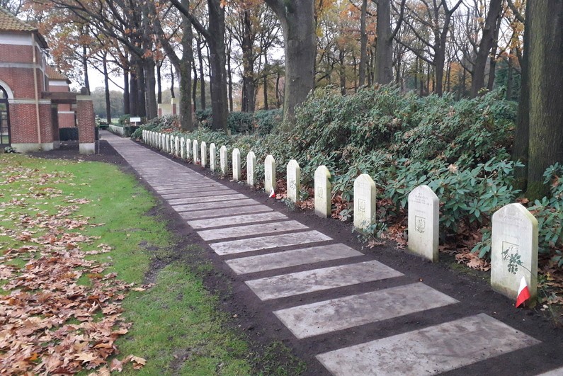 Horticultural renovation at Arnhem Oosterbeek War Cemetery