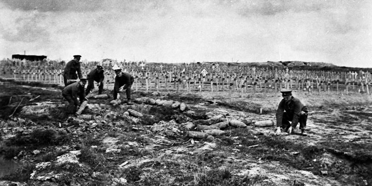 What was the Imperial War Graves Commission doing in 1918?