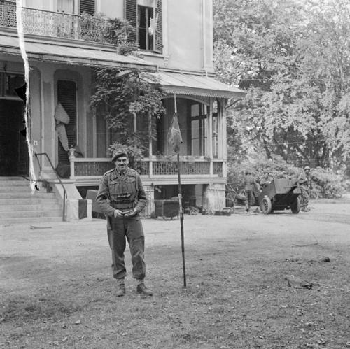 General Urquhart outside his HQ at Oosterbeek